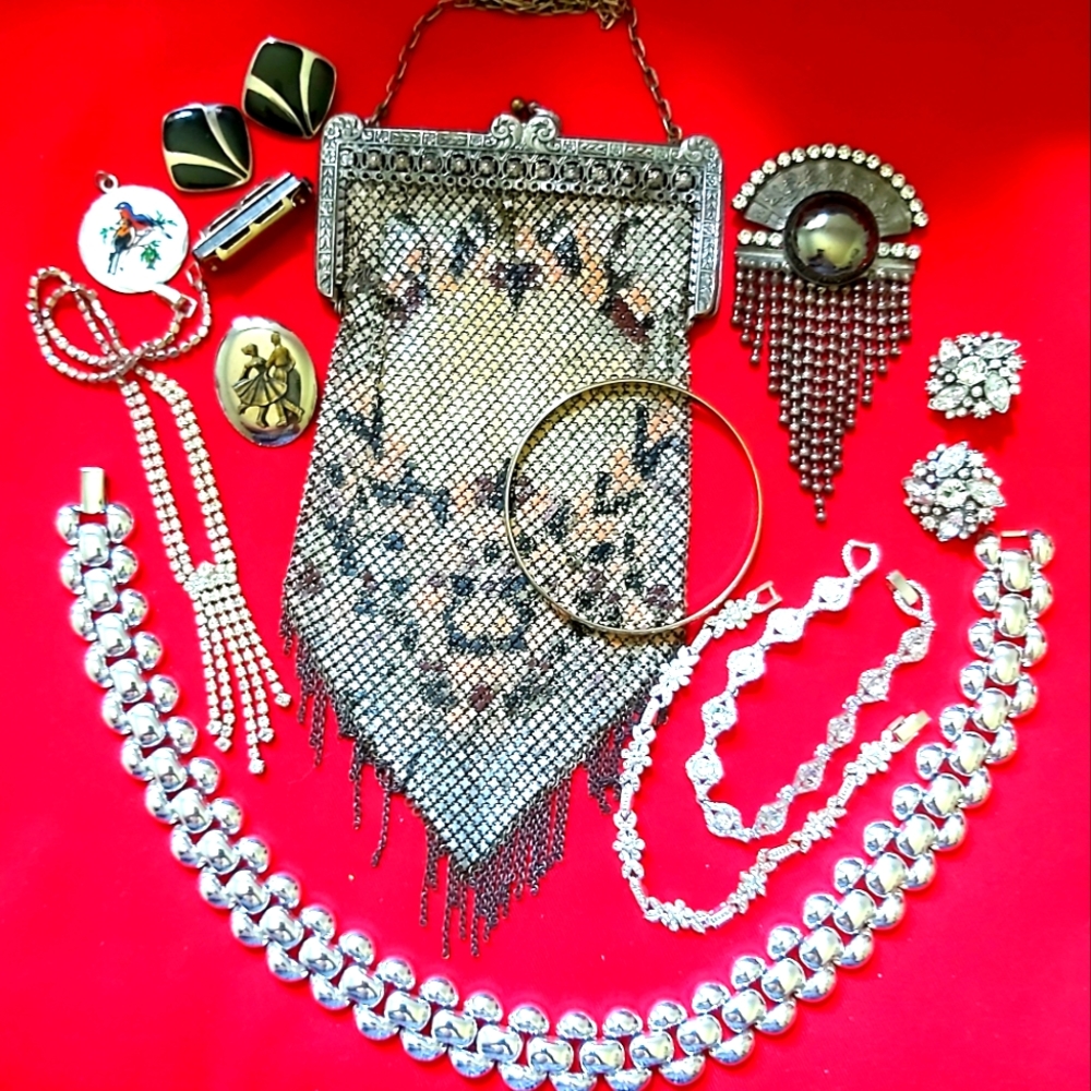 Vintage Jewelry Lot Earrings Necklaces Brooch Mesh Purse Bracelets Pendants etc